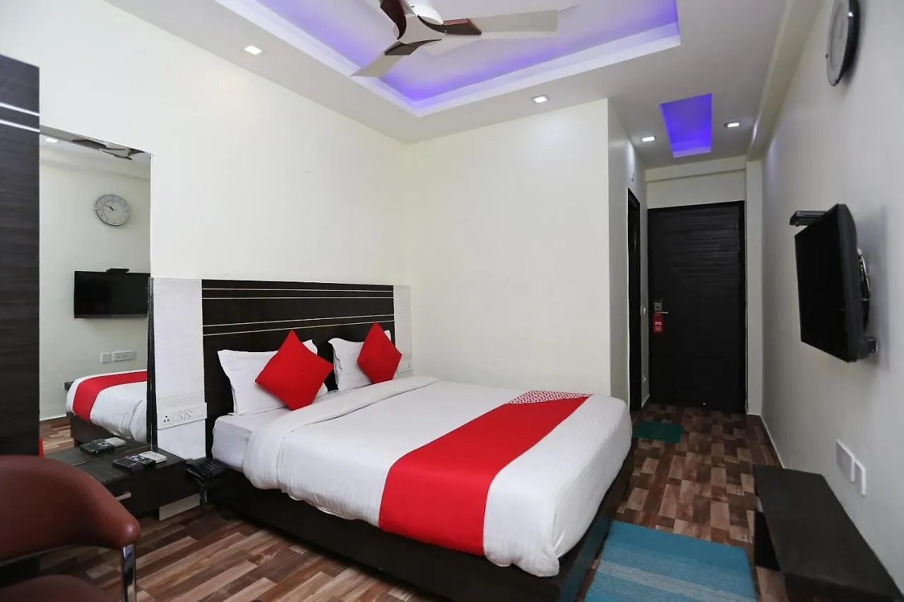 Oyo 16688 Hotel Gurgaon India